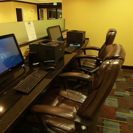 Holiday Inn Express And Suites Detroit North-Troy By Ihg Extérieur photo