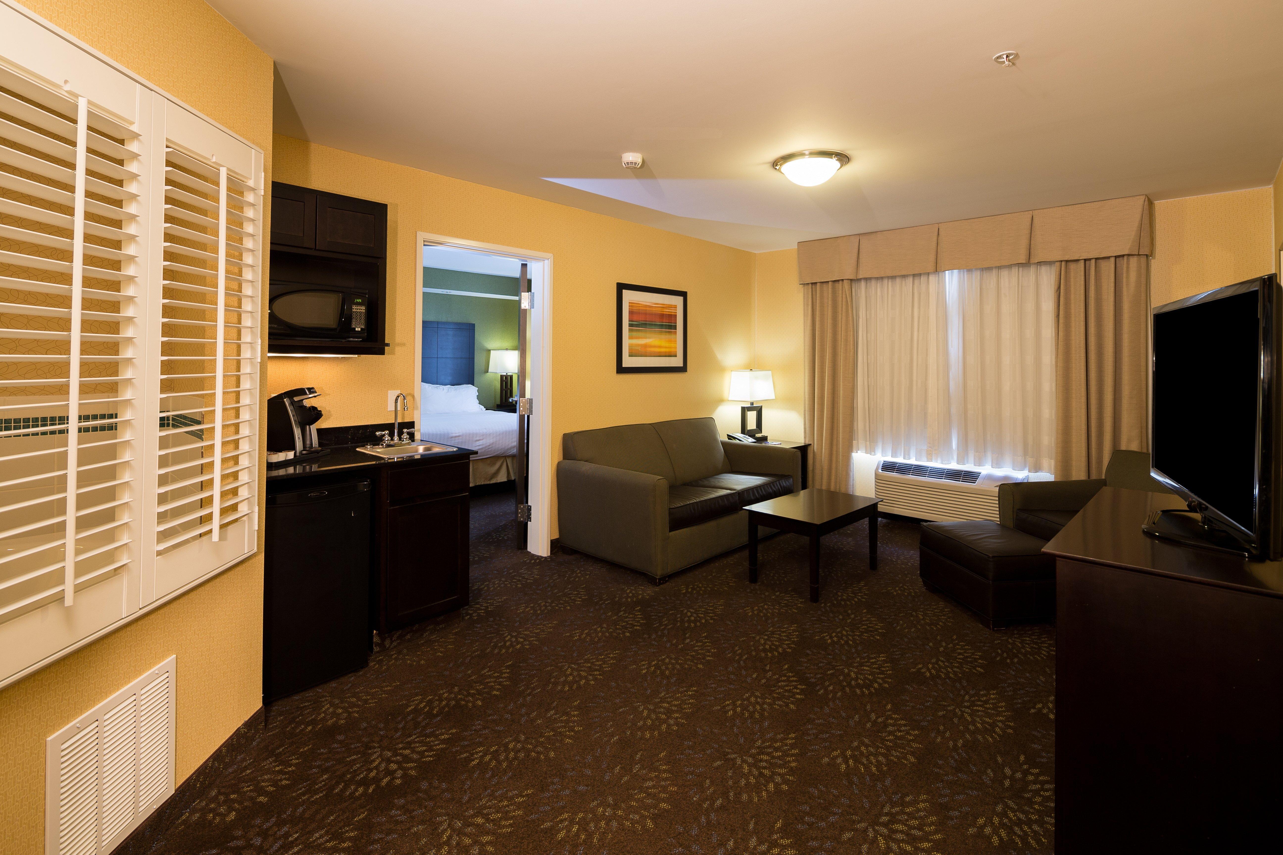 Holiday Inn Express And Suites Detroit North-Troy By Ihg Extérieur photo