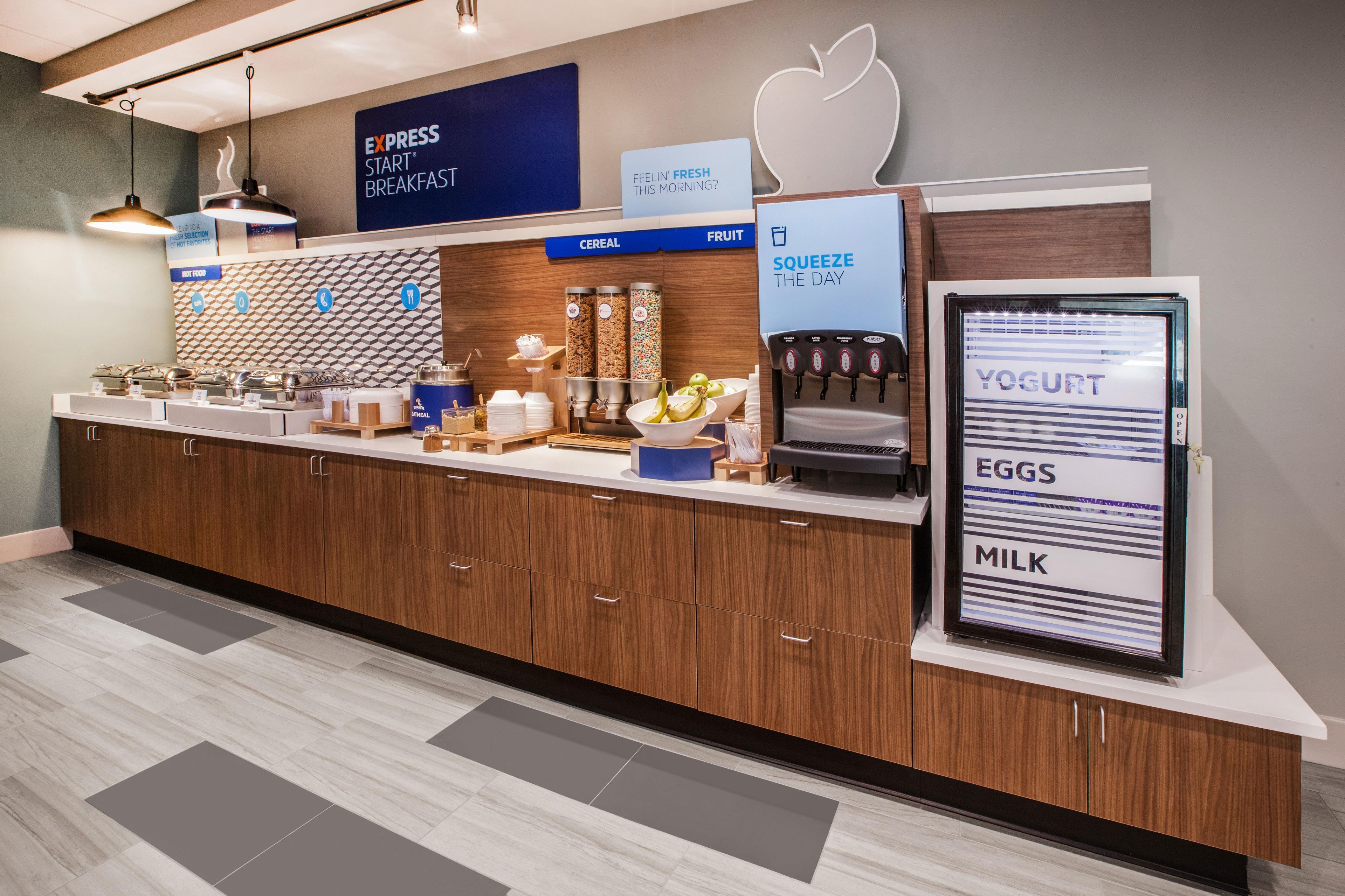 Holiday Inn Express And Suites Detroit North-Troy By Ihg Extérieur photo