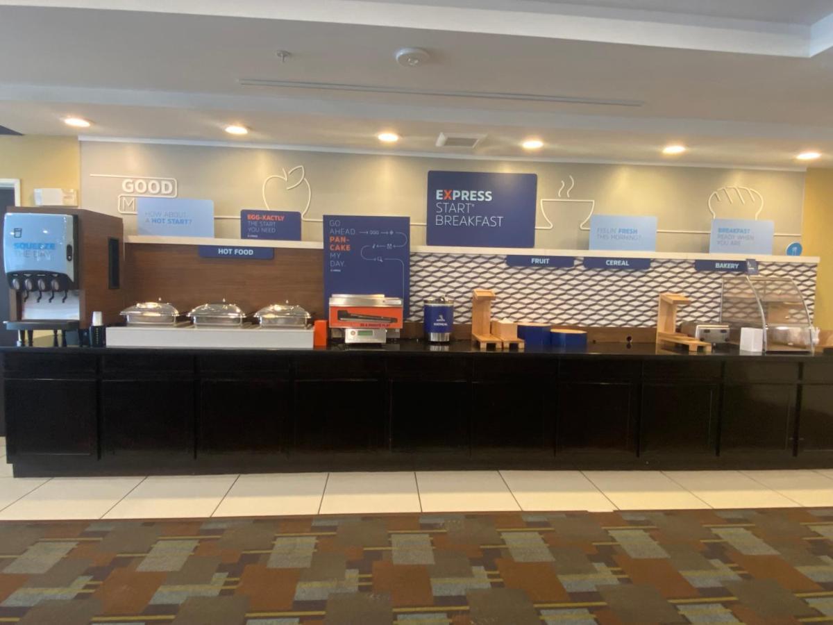 Holiday Inn Express And Suites Detroit North-Troy By Ihg Extérieur photo