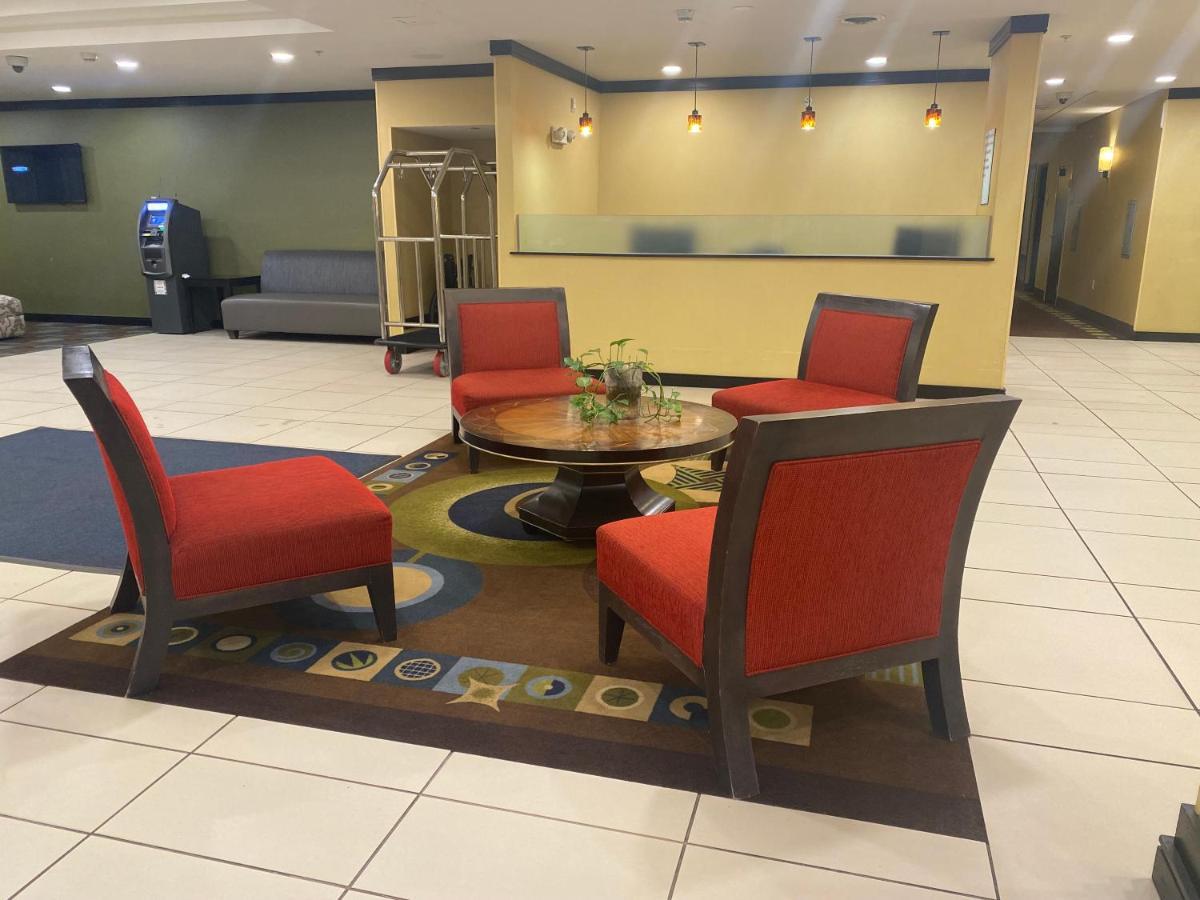 Holiday Inn Express And Suites Detroit North-Troy By Ihg Extérieur photo
